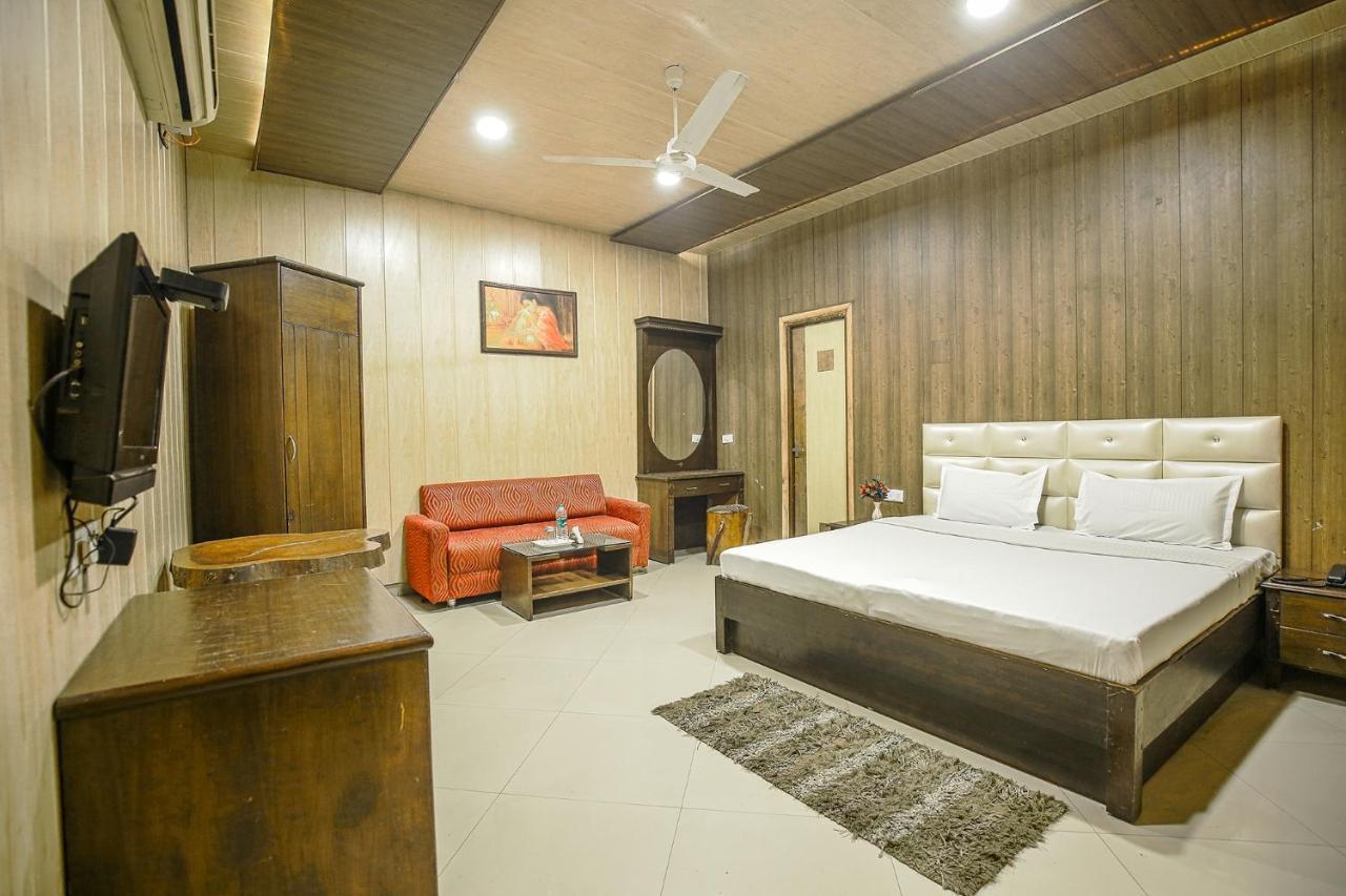 Hotel Hk Continental Amritsar Dış mekan fotoğraf