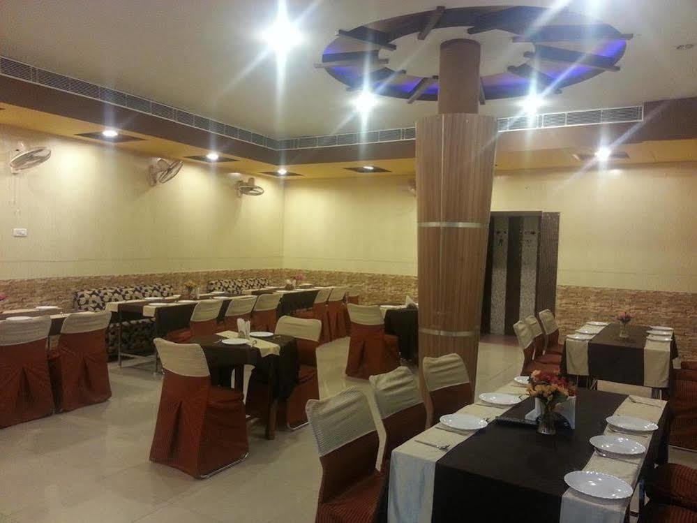 Hotel Hk Continental Amritsar Dış mekan fotoğraf